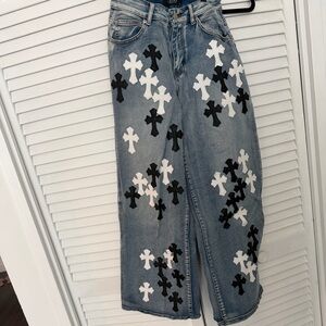 Stylish Black and White Cross Pattern Women Jeans